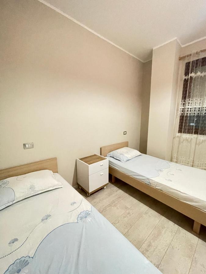 Mediterranean Sea Apartment City Center Durrës Buitenkant foto